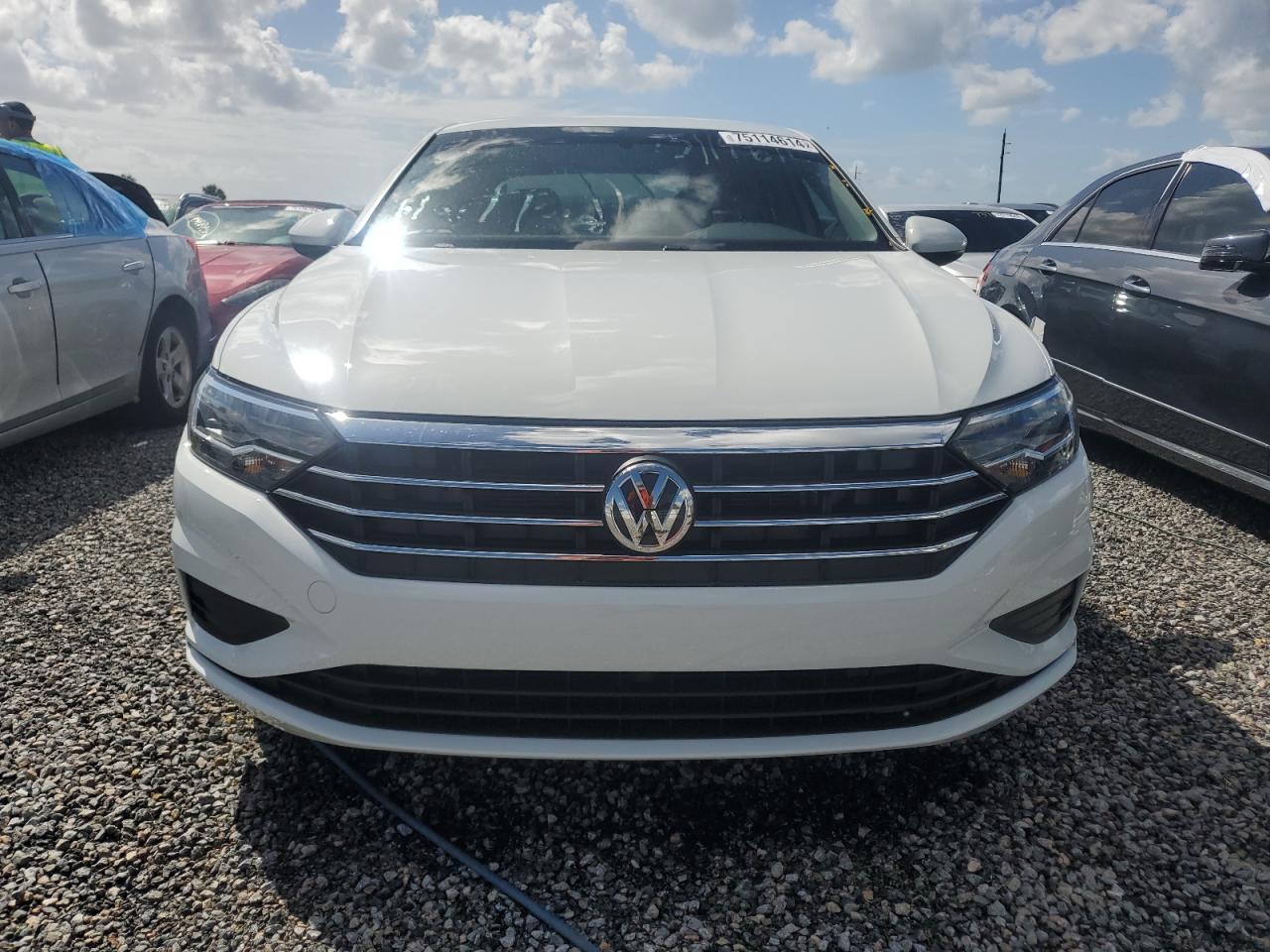 2019 Volkswagen Jetta - Image 5
