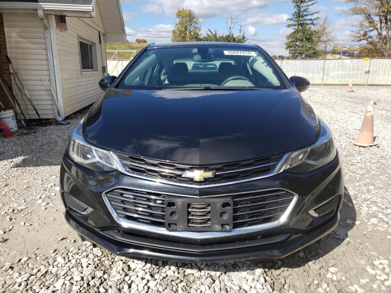 2017 Chevrolet Cruze Premier VIN: 1G1BF5SM6H7270298 Lot: 76697914