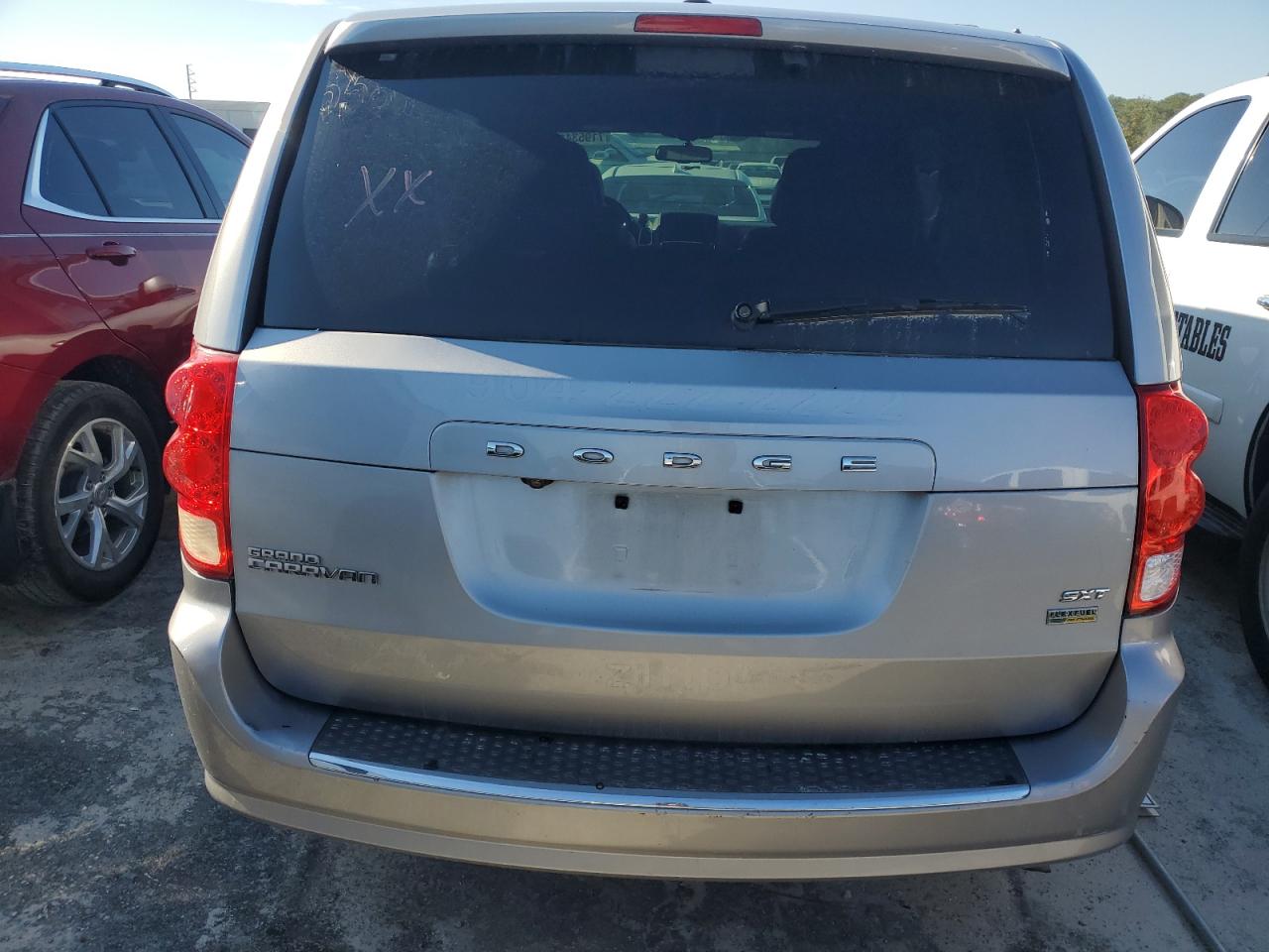 2018 Dodge Grand Caravan Sxt VIN: 2C4RDGCG1JR179007 Lot: 71953414