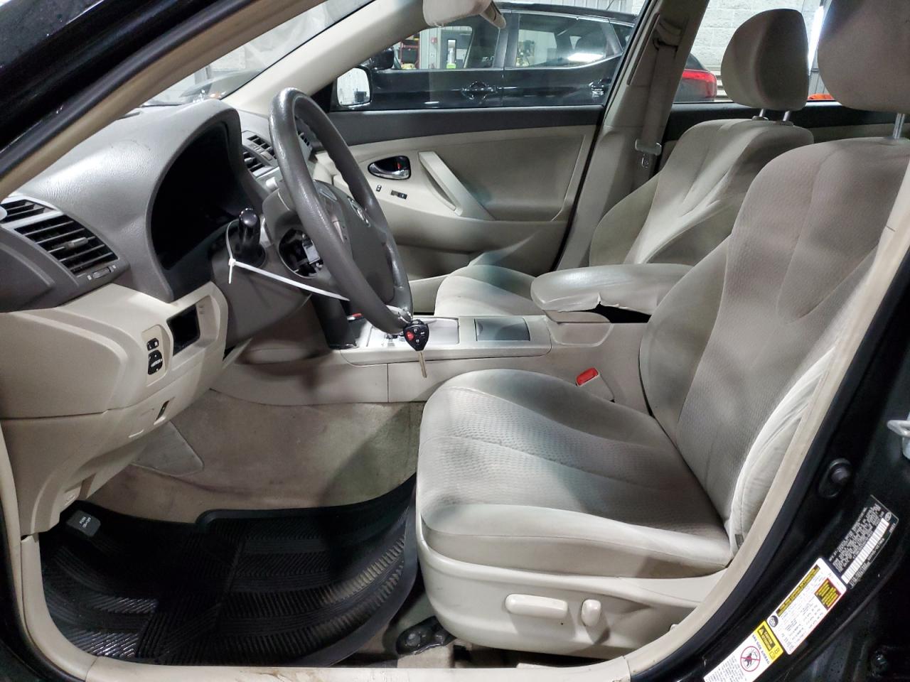 2010 Toyota Camry - Image 7