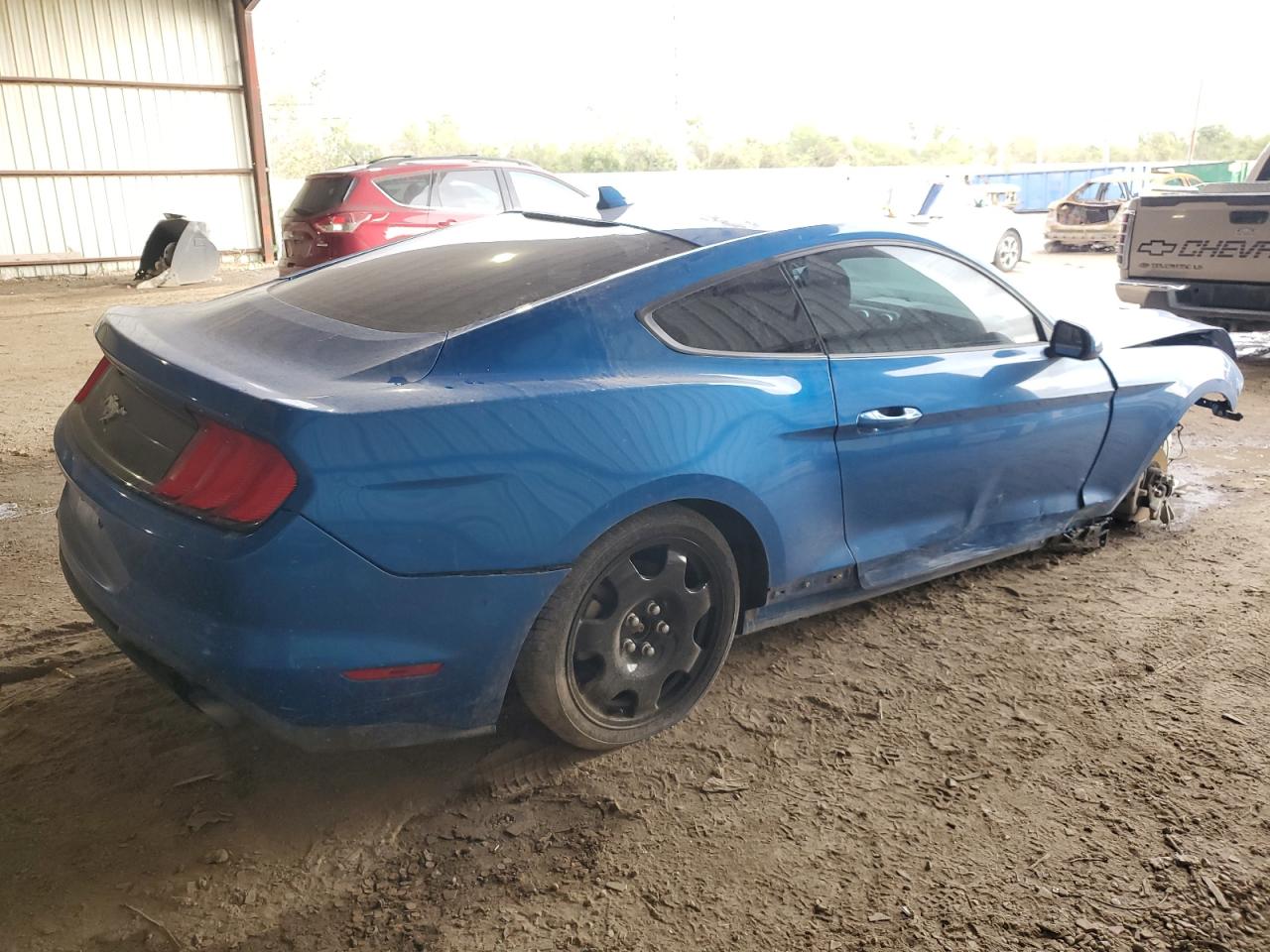 2020 Ford Mustang - Image 3