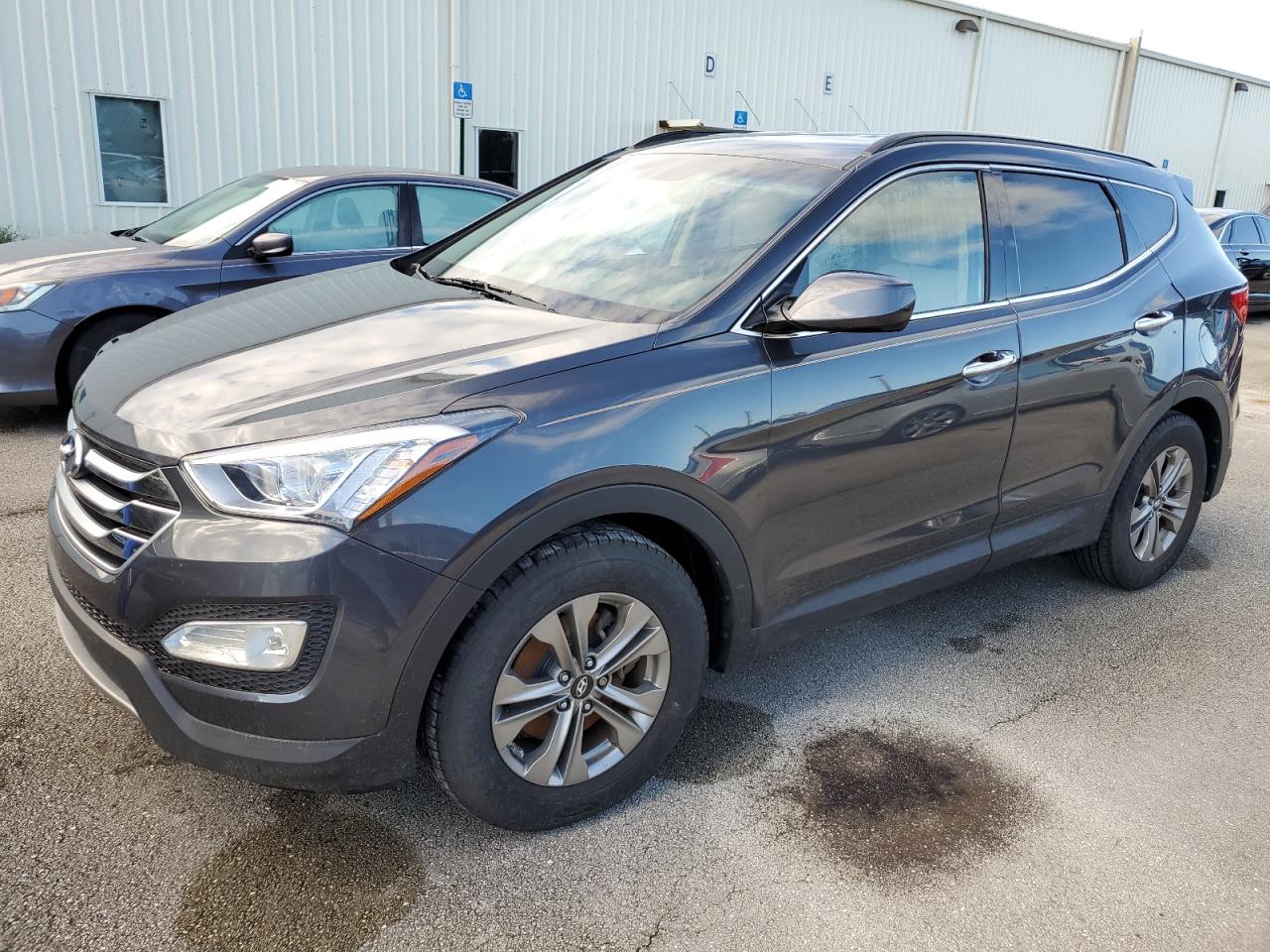 5XYZU3LB1GG374339 2016 HYUNDAI SANTA FE - Image 1