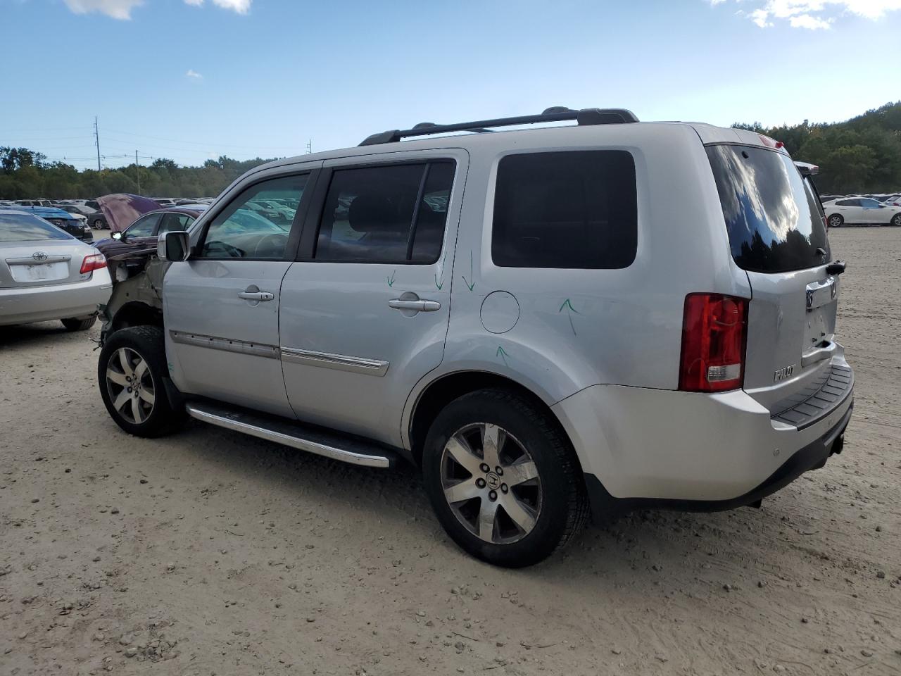 2014 Honda Pilot - Image 2