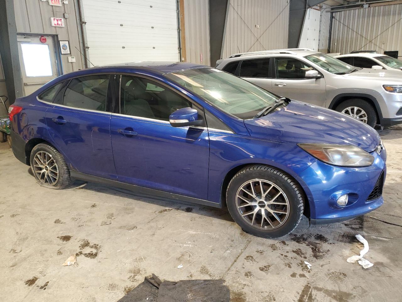 1FAHP3H21CL307157 2012 Ford Focus Sel