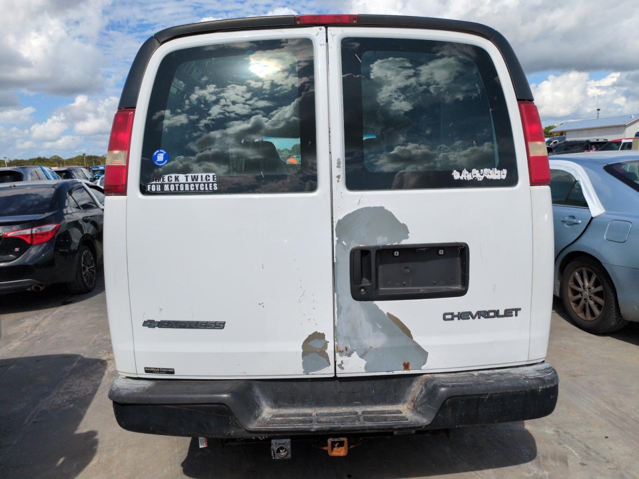 2006 Chevrolet Express G2500 VIN: 1GCGG25V661125579 Lot: 74920784