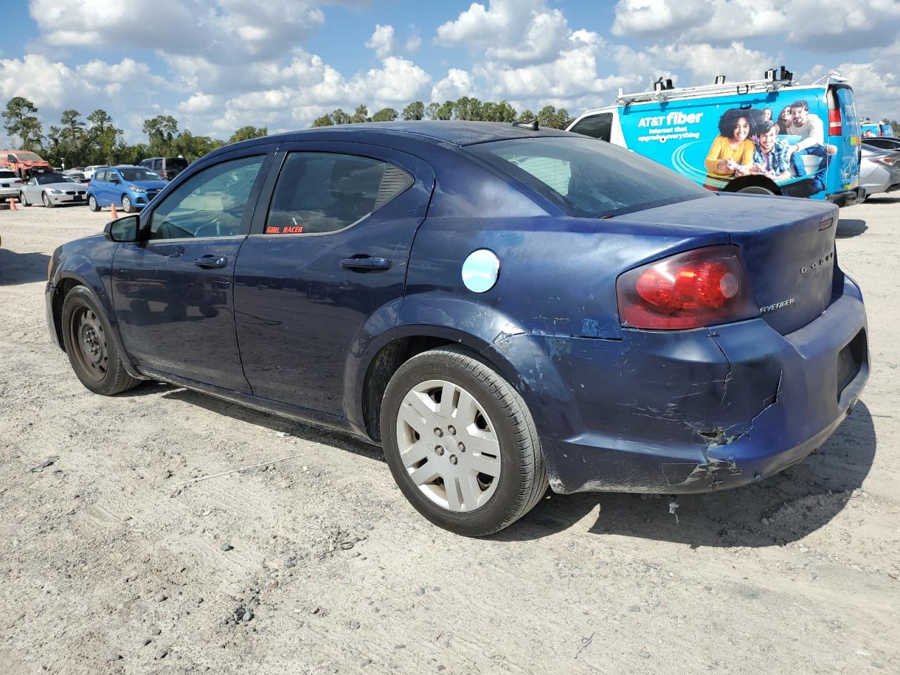 2013 Dodge Avenger - Image 2