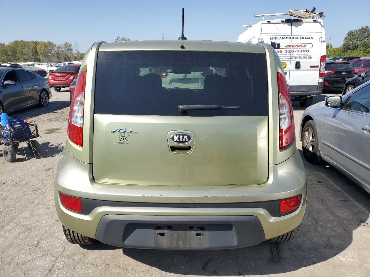 2013 Kia Soul + VIN: KNDJT2A69D7576693 Lot: 74682414