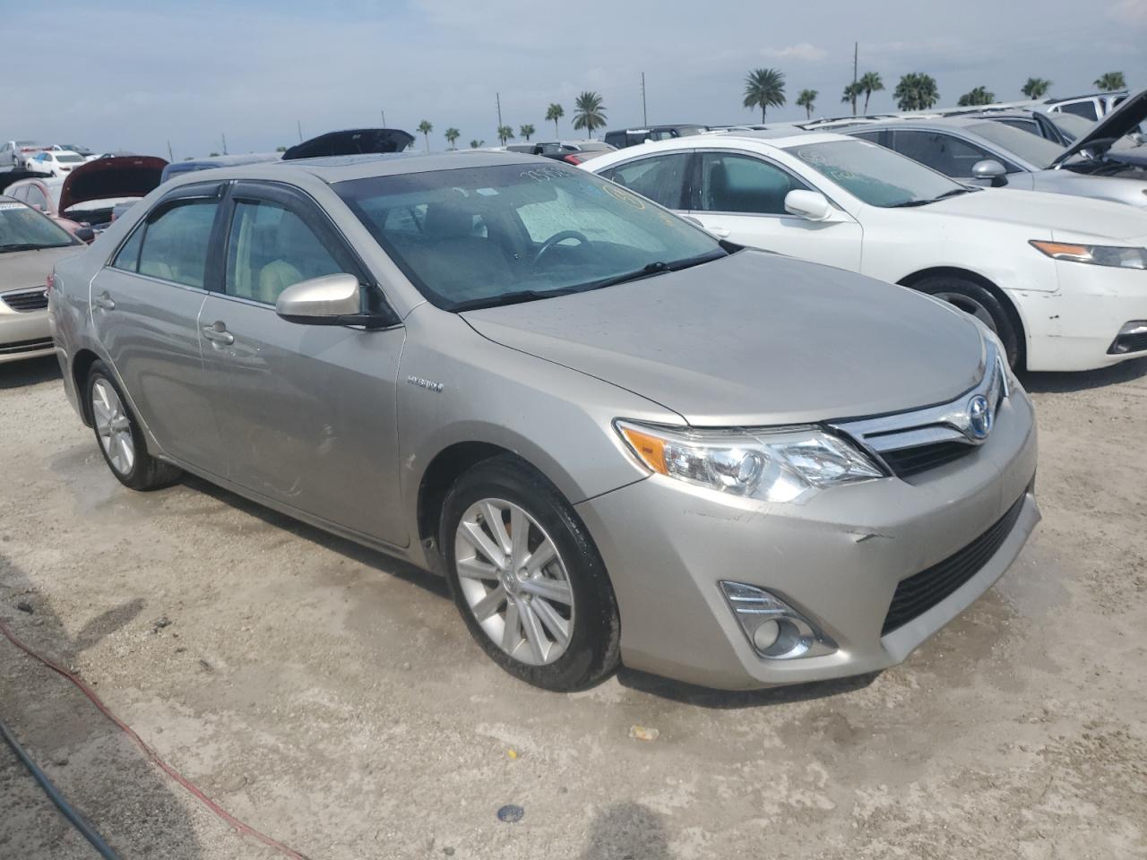 VIN 4T1BD1FK5DU080157 2013 TOYOTA CAMRY no.4