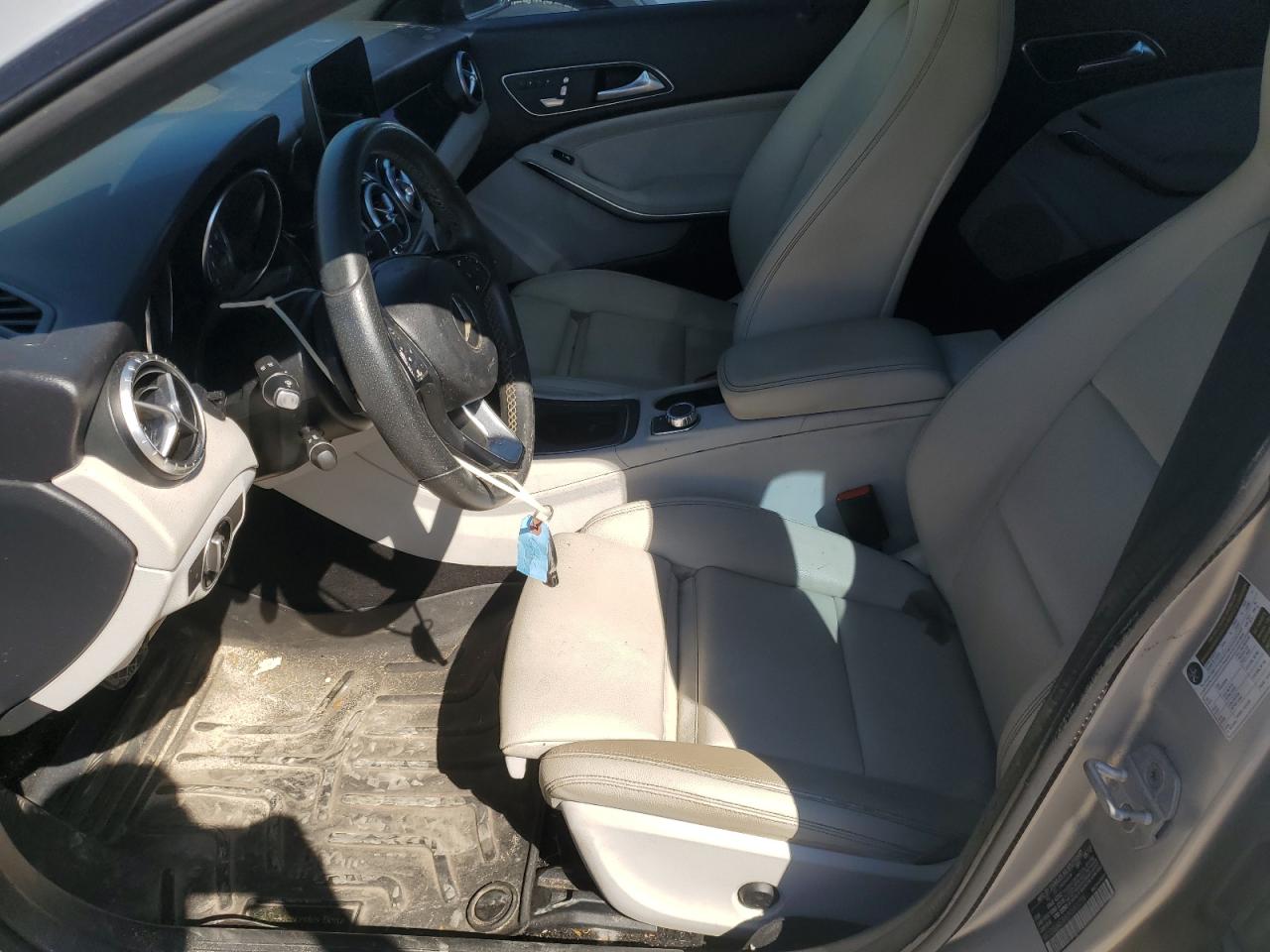 WDDSJ4EB8JN580258 2018 Mercedes-Benz Cla 250