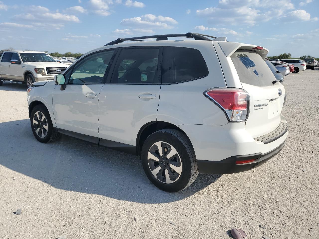 2017 Subaru Forester 2.5I Premium VIN: JF2SJAGC4HH492476 Lot: 74104214