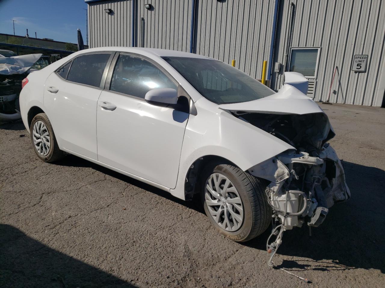 VIN 2T1BURHEXHC762433 2017 TOYOTA COROLLA no.4