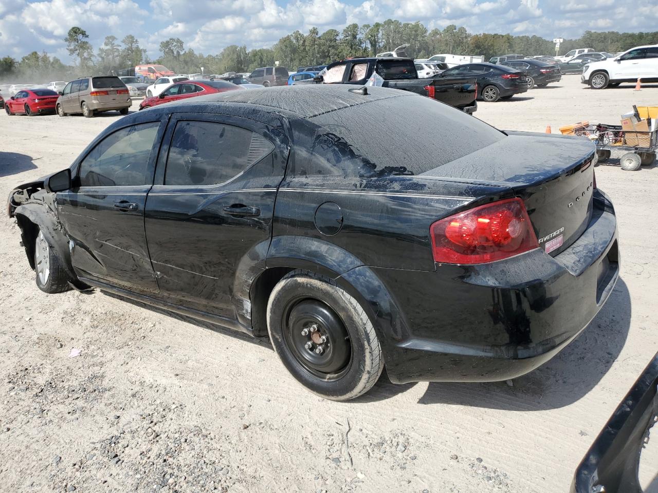 2012 Dodge Avenger - Image 2