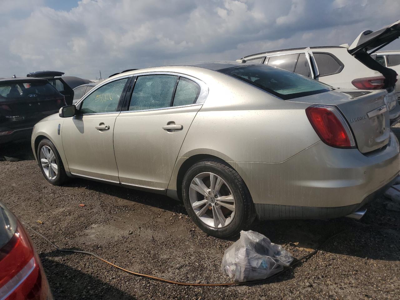 2011 Lincoln MKS - Image 2