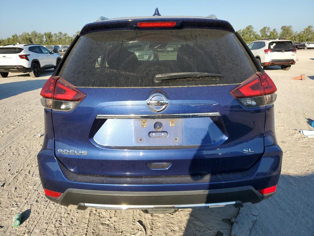 5N1AT2MTXJC740565 2018 Nissan Rogue S