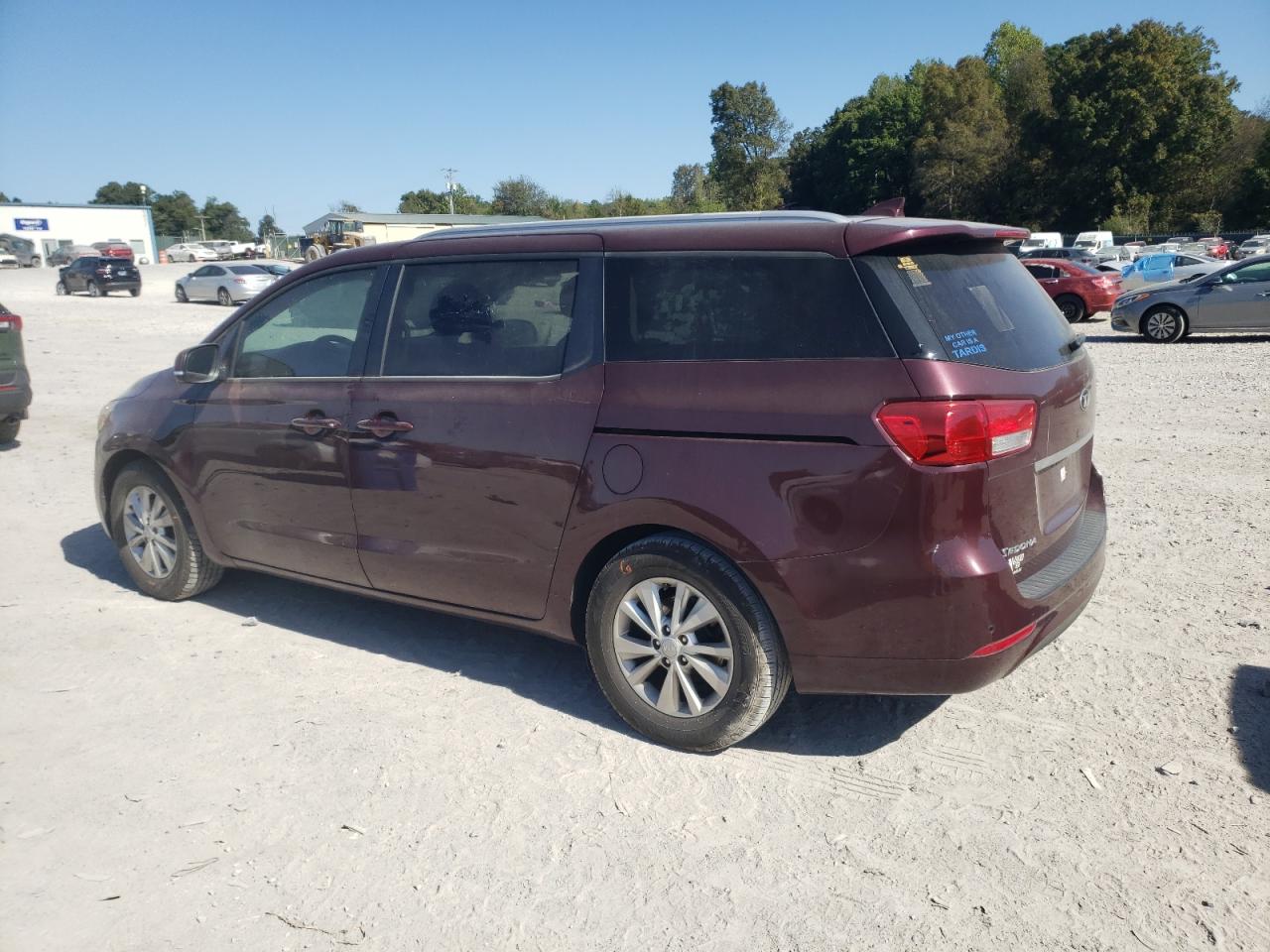 KNDMB5C10H6324975 2017 Kia Sedona Lx