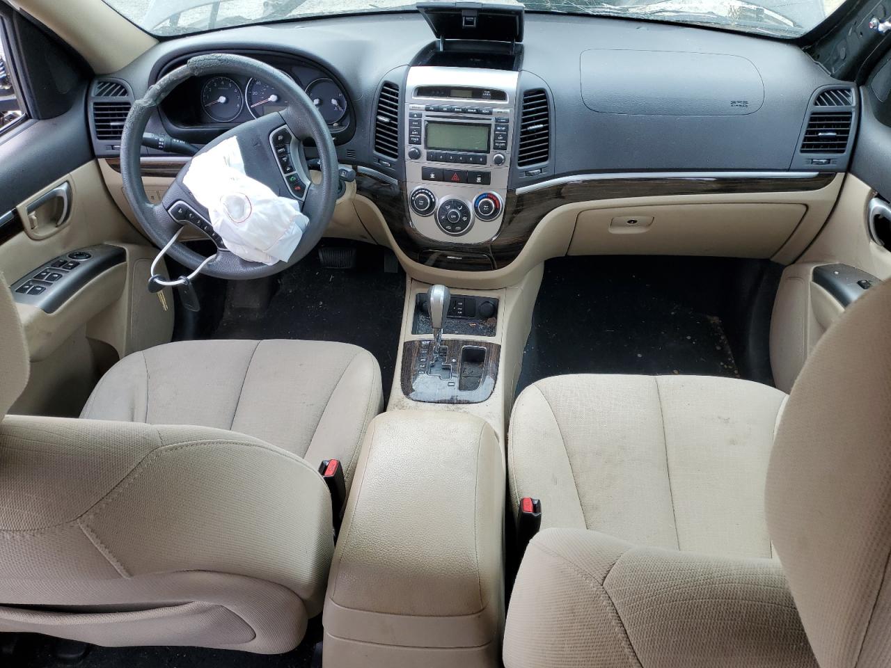 2011 Hyundai Santa Fe - Image 8