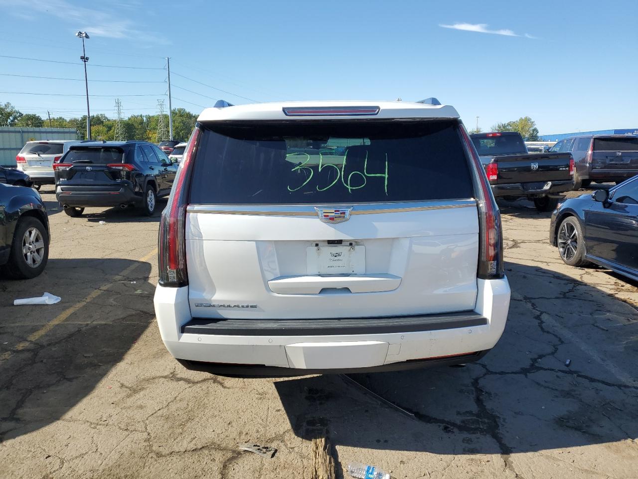 1GYS4KKJXJR133564 2018 Cadillac Escalade Esv Platinum