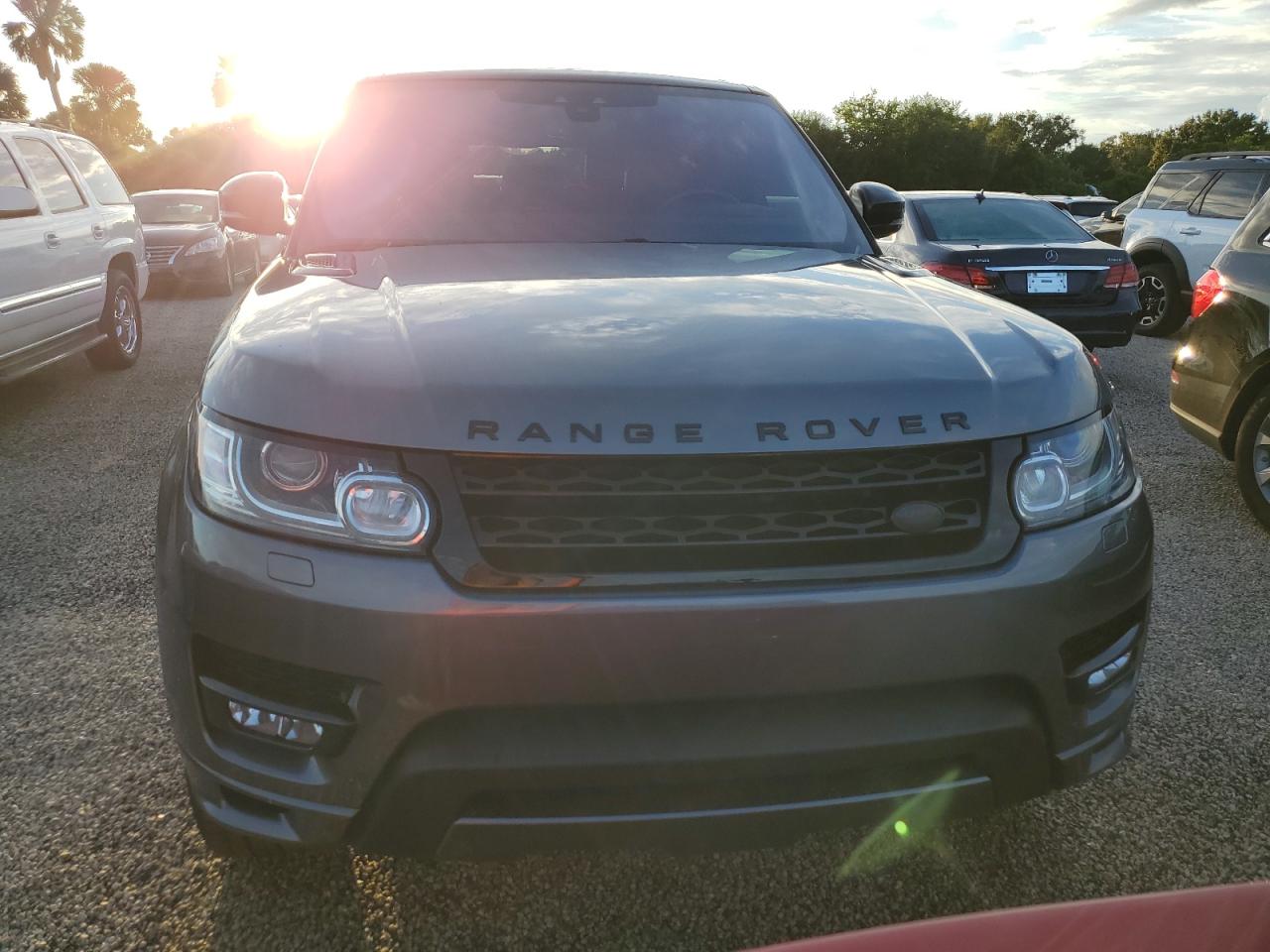 2017 Land Rover Range Rover - Image 5