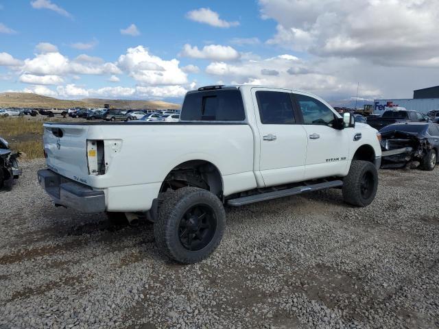  NISSAN TITAN 2017 White