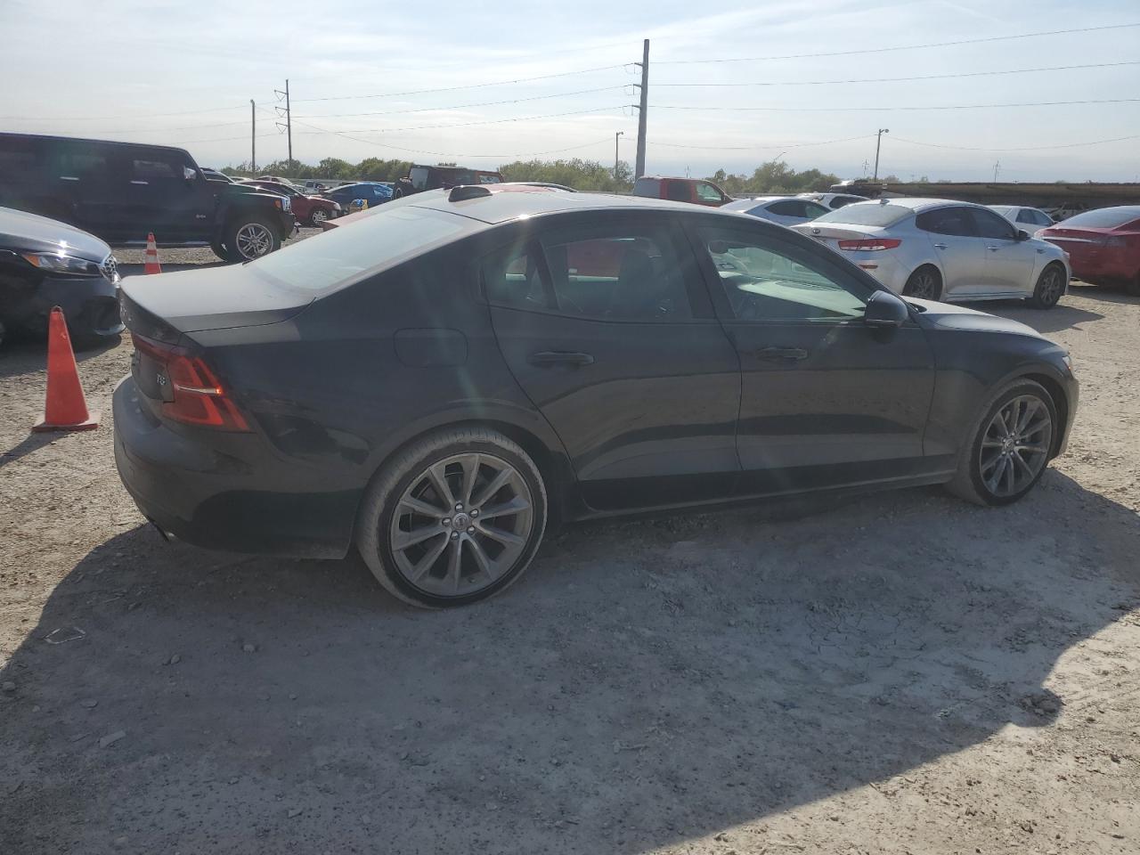 2021 Volvo S60 - Image 3