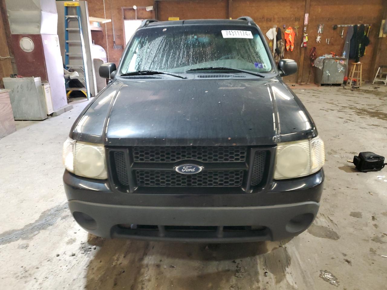 2005 Ford Explorer - Image 5