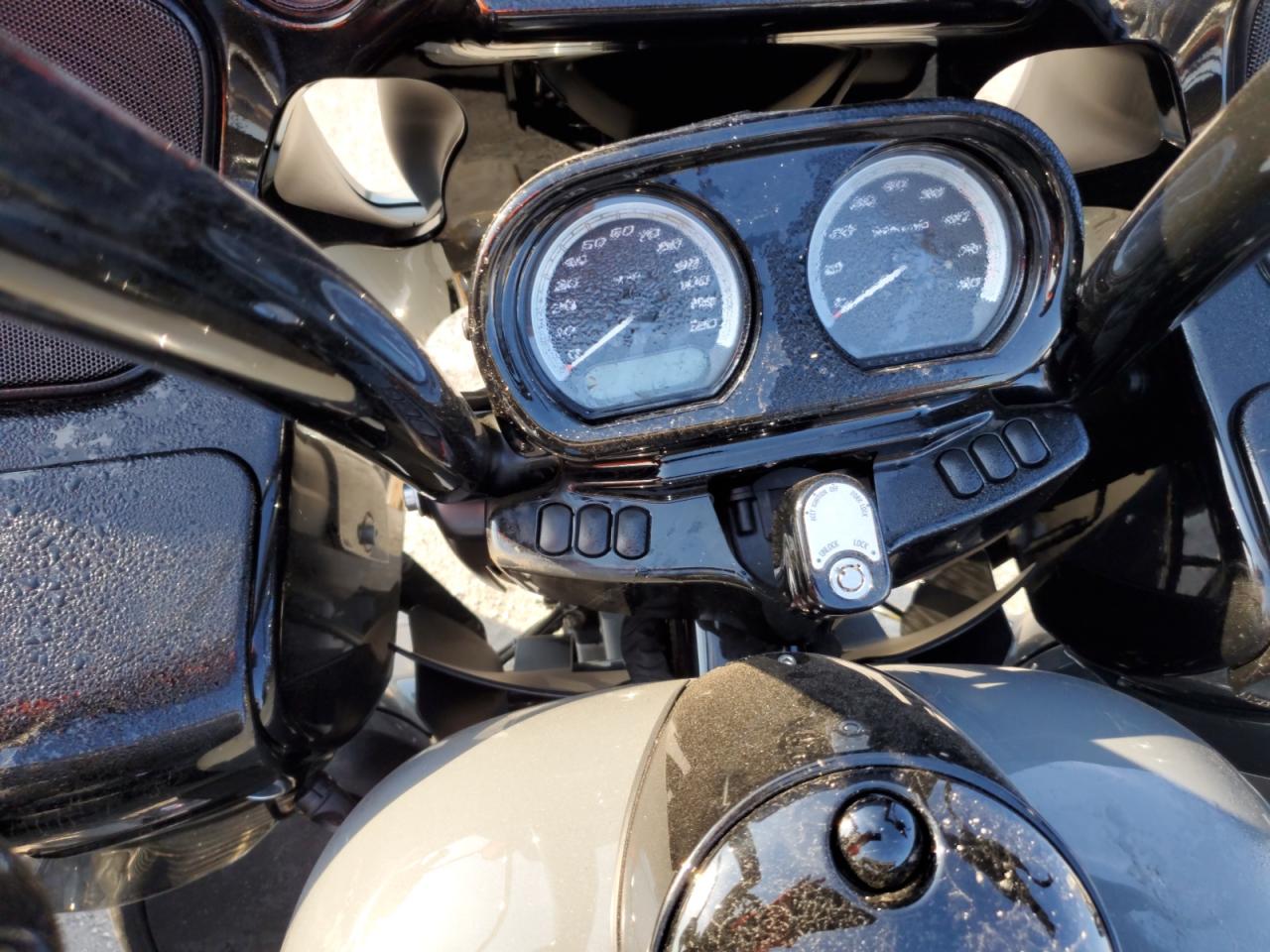 2022 Harley-Davidson Fltrk VIN: 1HD1KZF14NB647188 Lot: 74785234