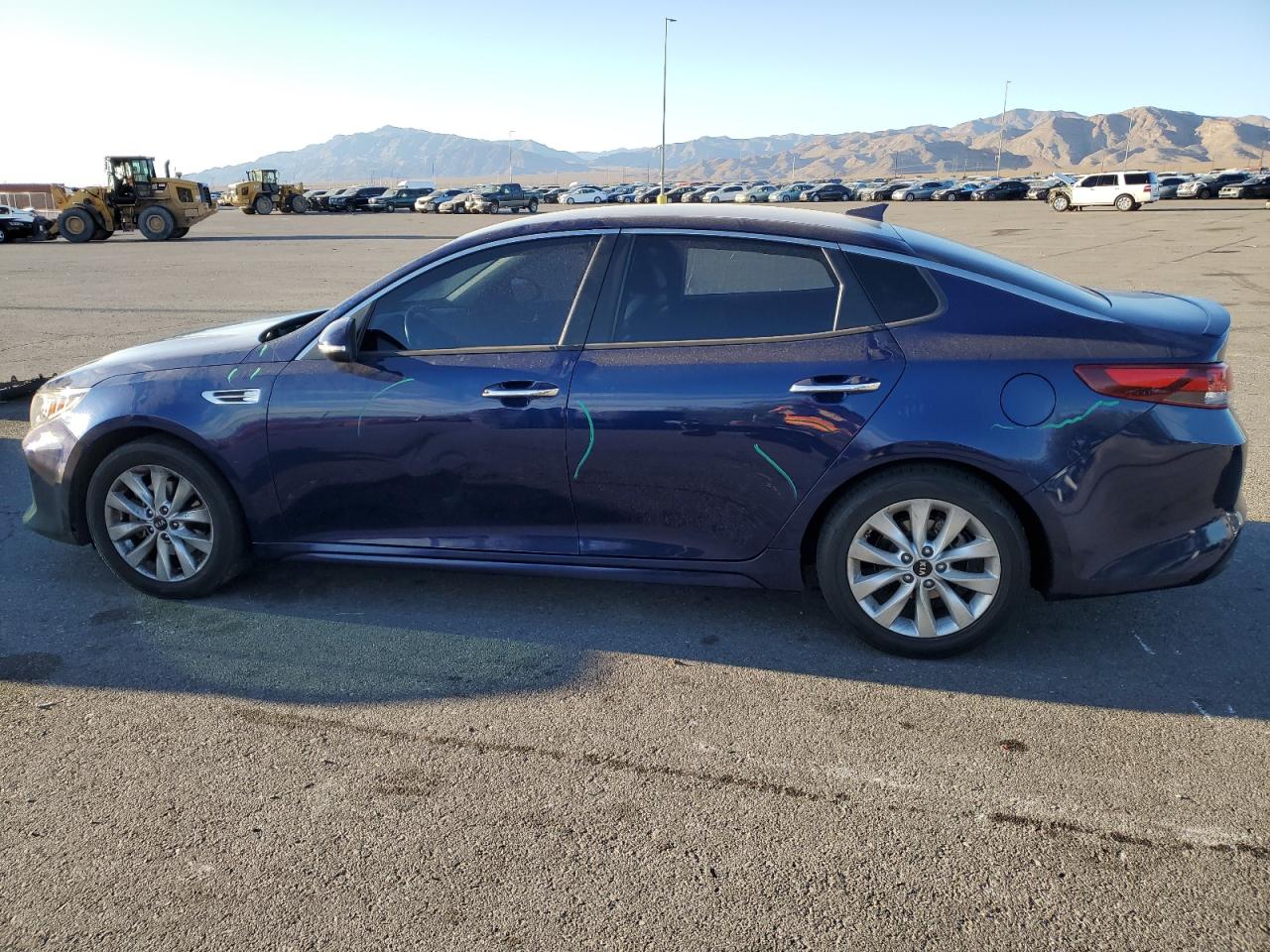 2018 Kia Optima - Image 2
