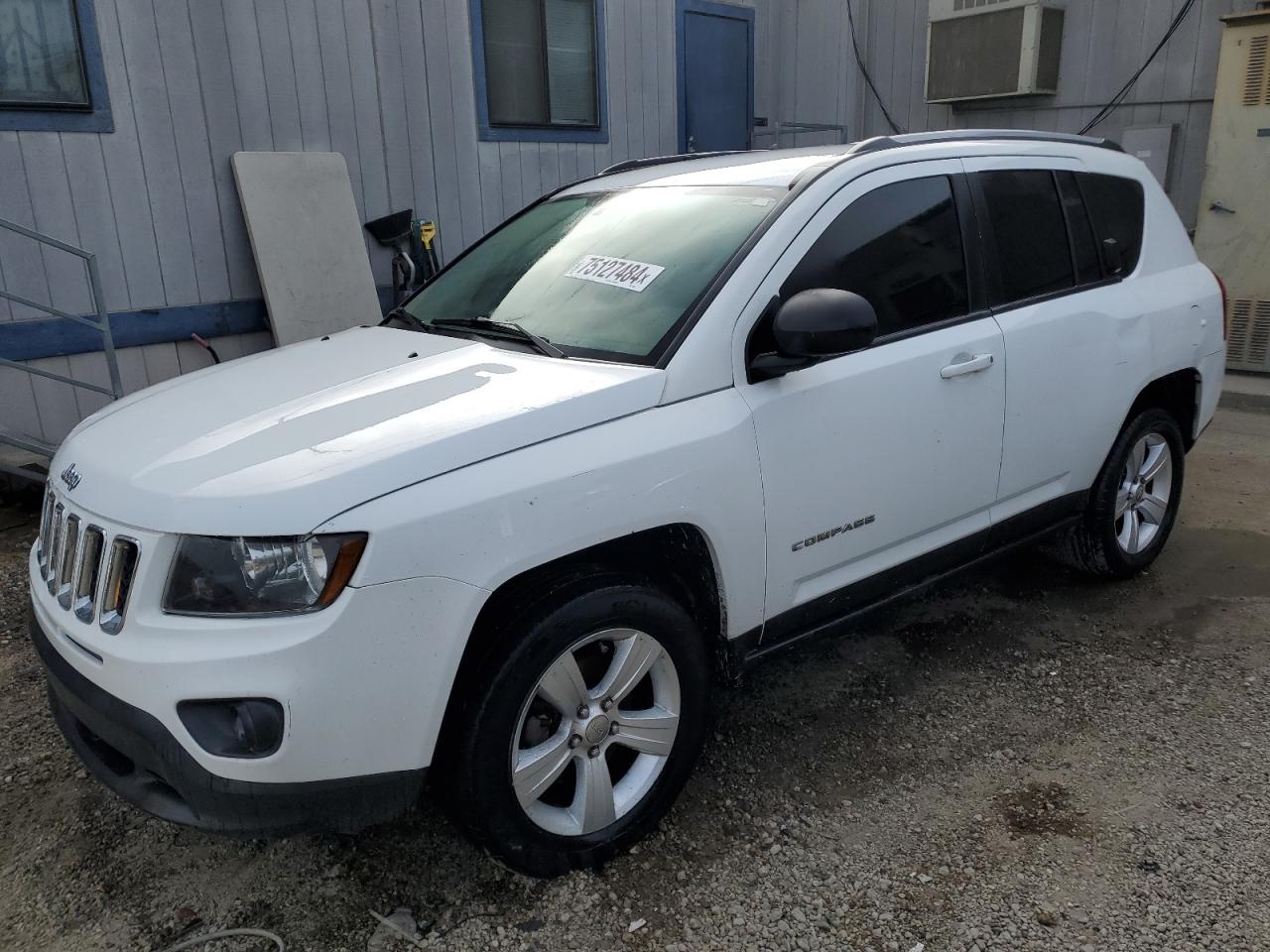 1C4NJDBB6GD520201 2016 Jeep Compass Sport