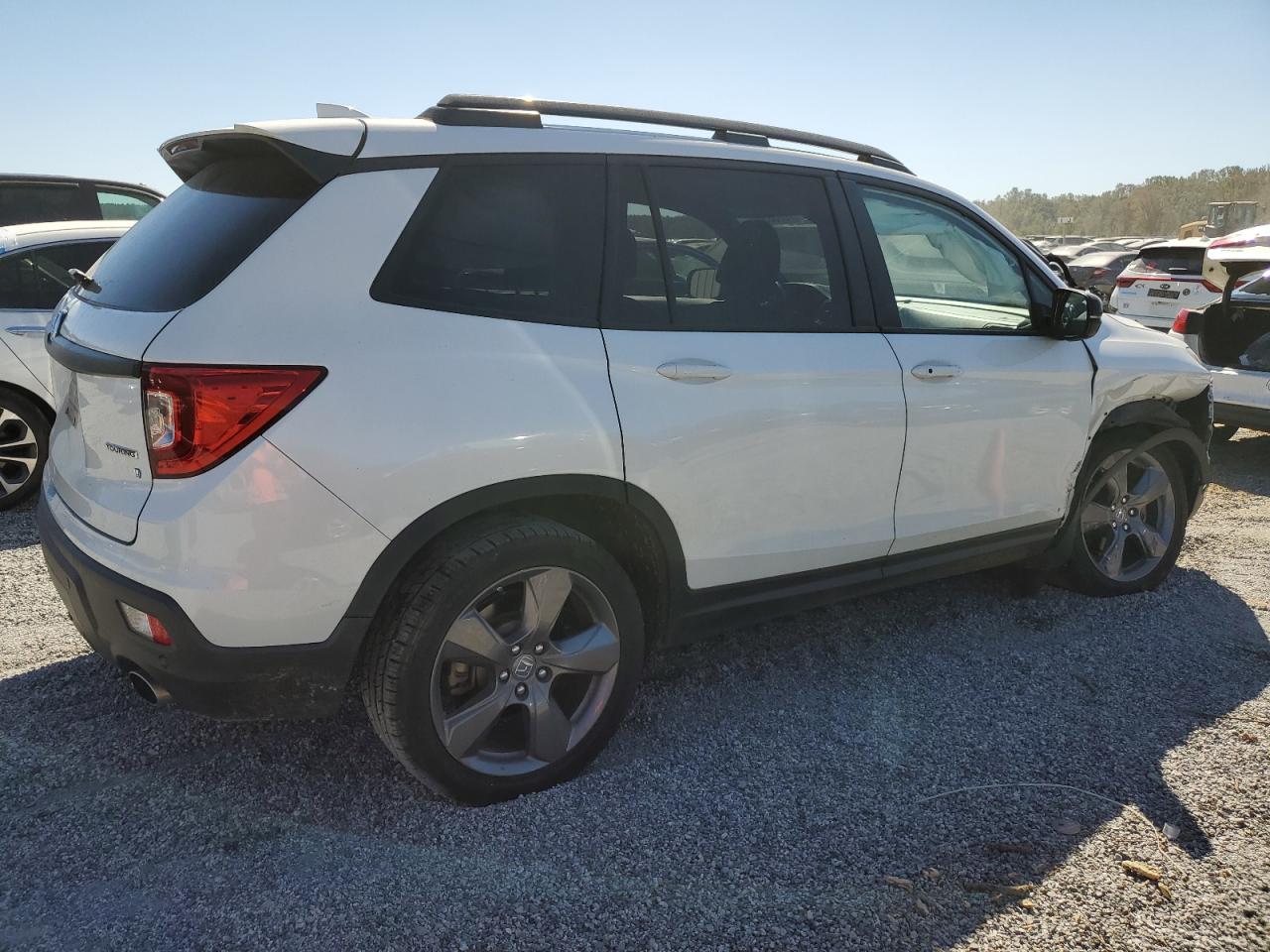 2020 Honda Passport - Image 3