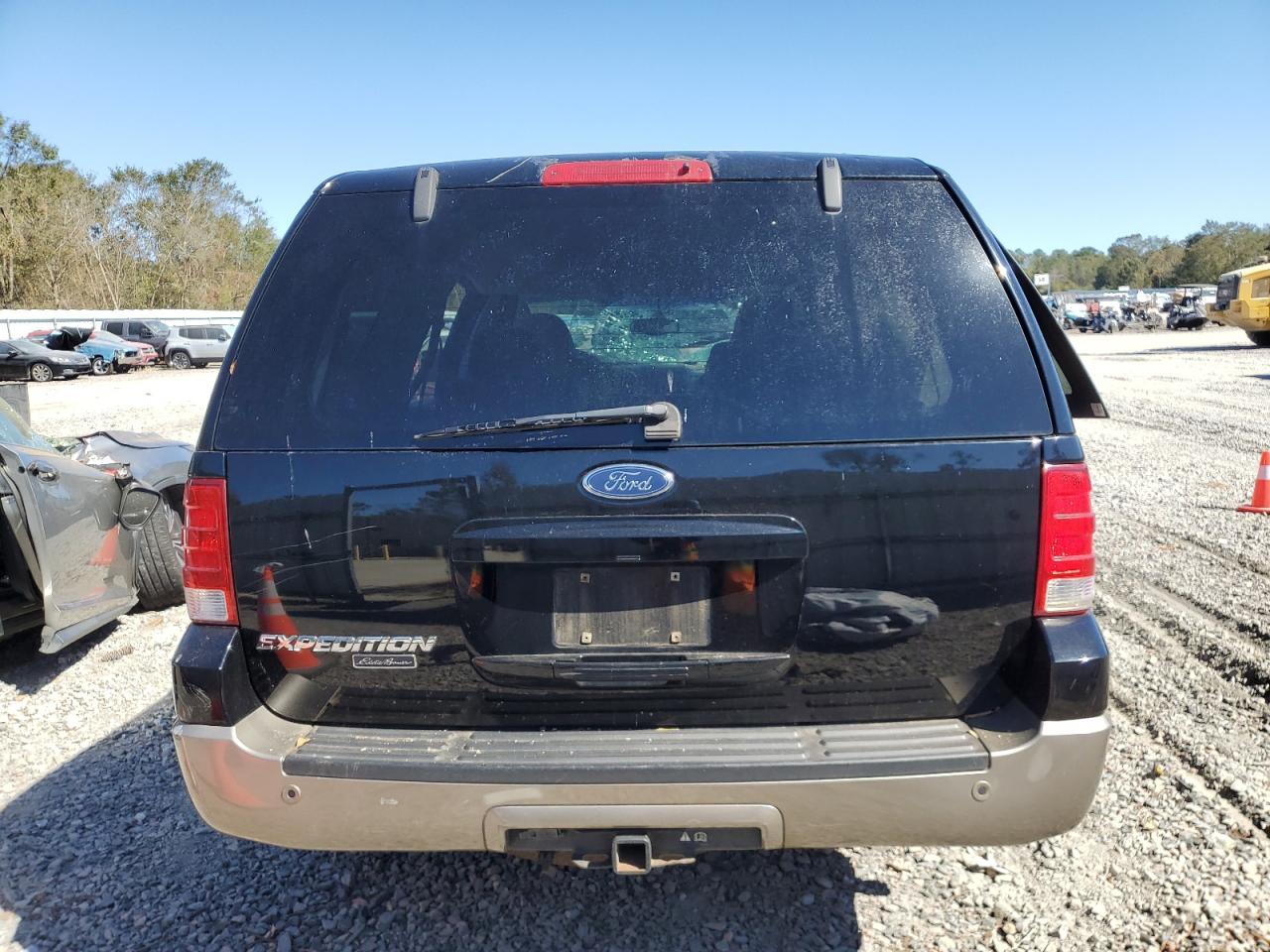 2003 Ford Expedition Eddie Bauer VIN: 1FMFU17L43LA65503 Lot: 77071844