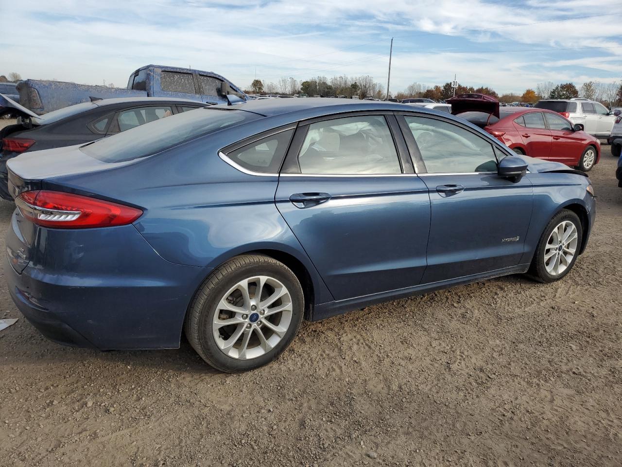 2019 Ford Fusion - Image 3