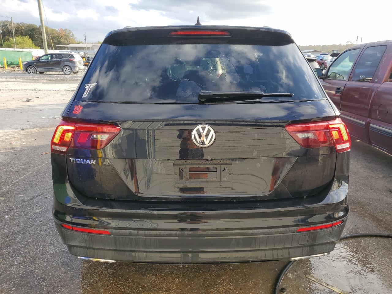 2020 Volkswagen Tiguan - Image 6