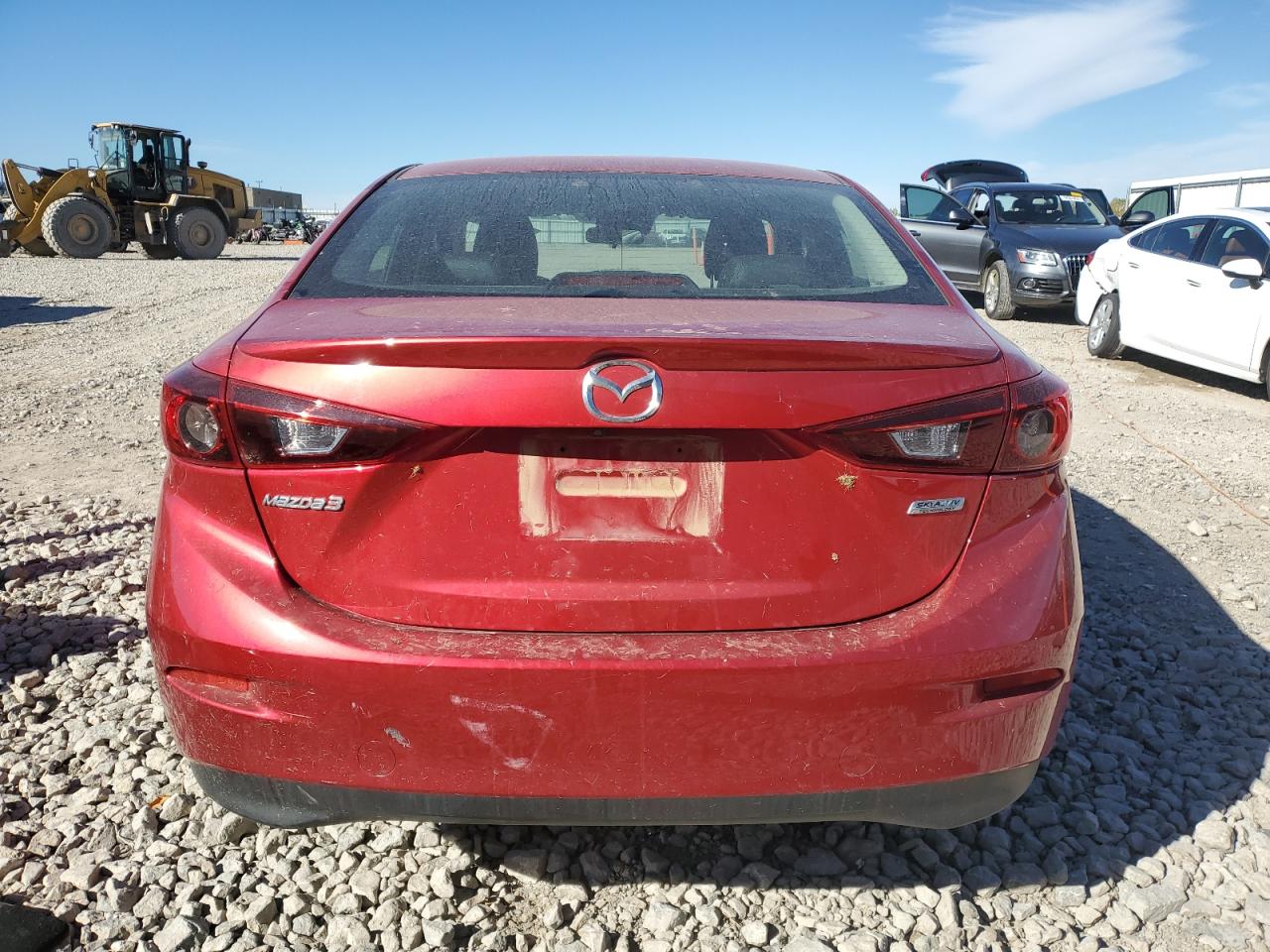 3MZBN1V32JM275366 2018 Mazda 3 Touring