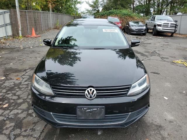  VOLKSWAGEN JETTA 2014 Чорний