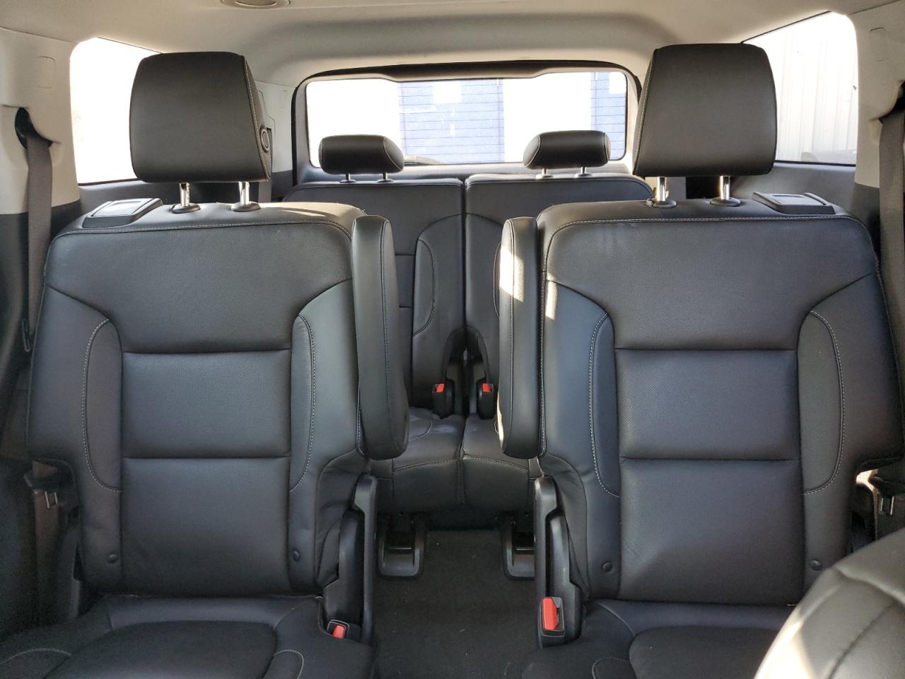 2017 GMC Acadia - Image 10