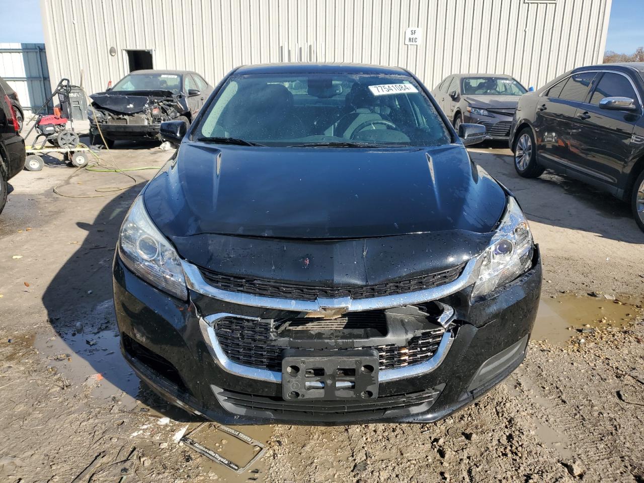 2016 Chevrolet Malibu - Image 5