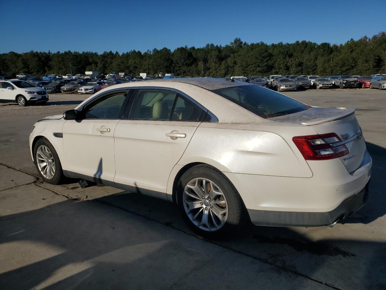 2013 Ford Taurus - Image 2