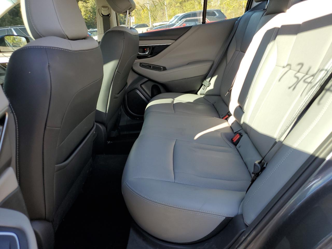 2022 Subaru Legacy - Image 10