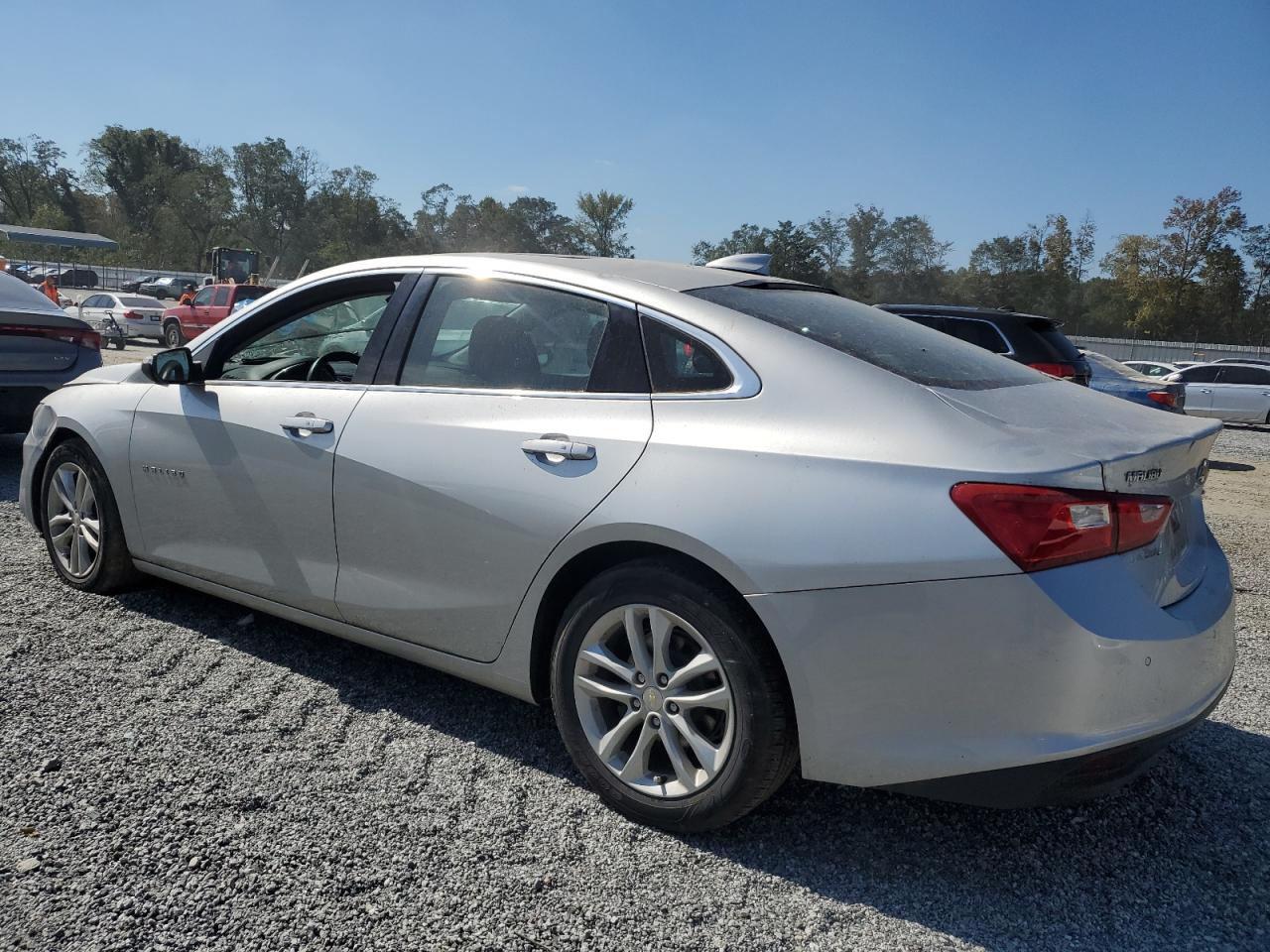 2017 Chevrolet Malibu - Image 2