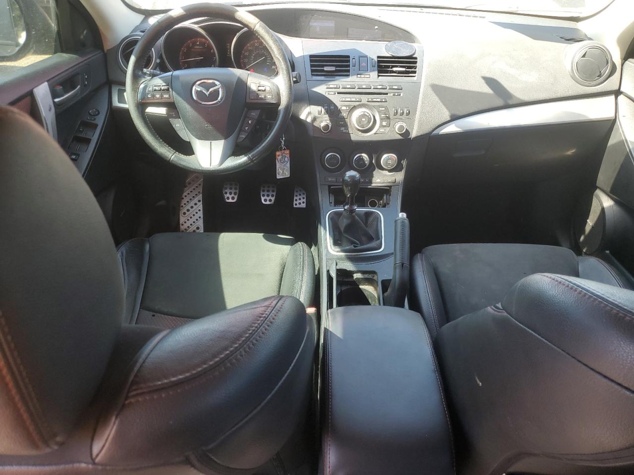 2013 Mazda 3 - Image 8