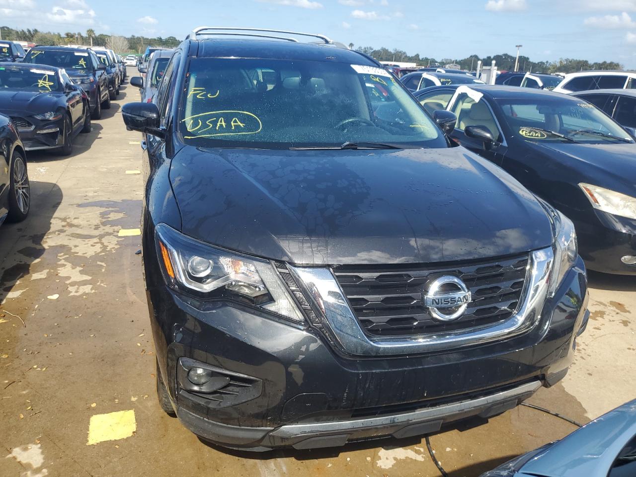 2018 Nissan Pathfinder - Image 5