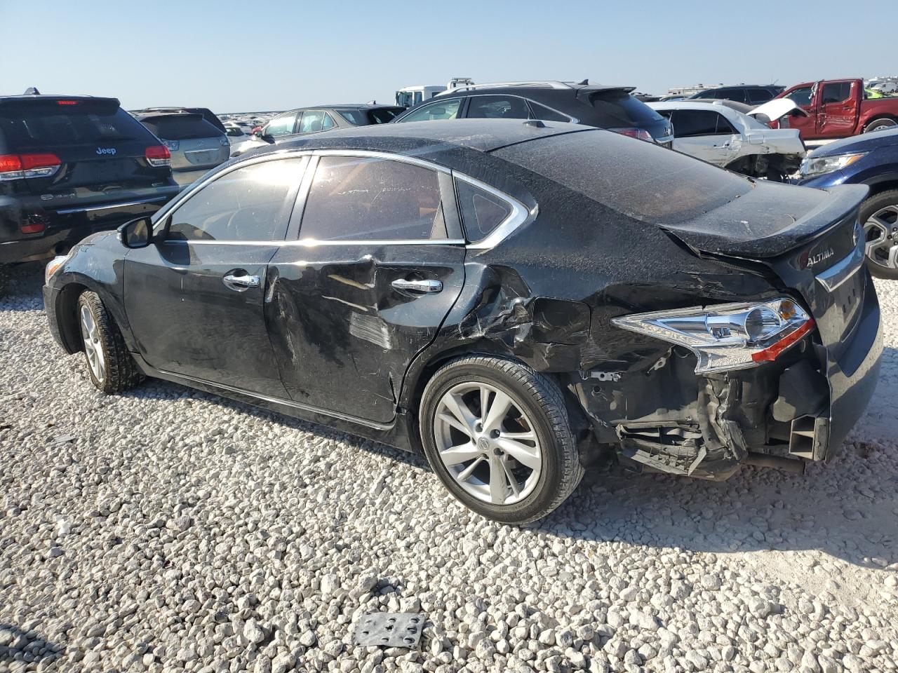 2013 Nissan Altima - Image 2