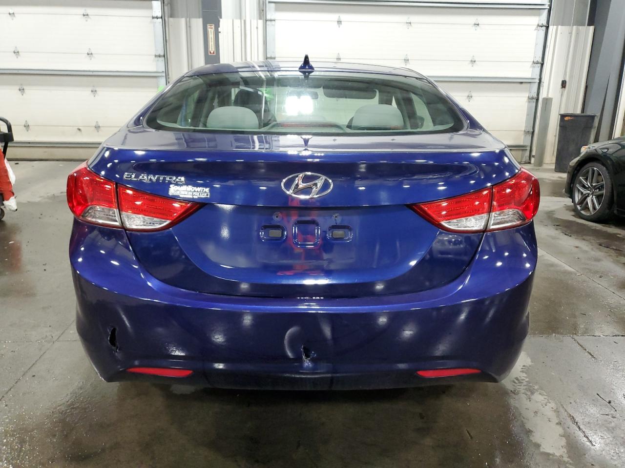 5NPDH4AE1CH096028 2012 Hyundai Elantra Gls