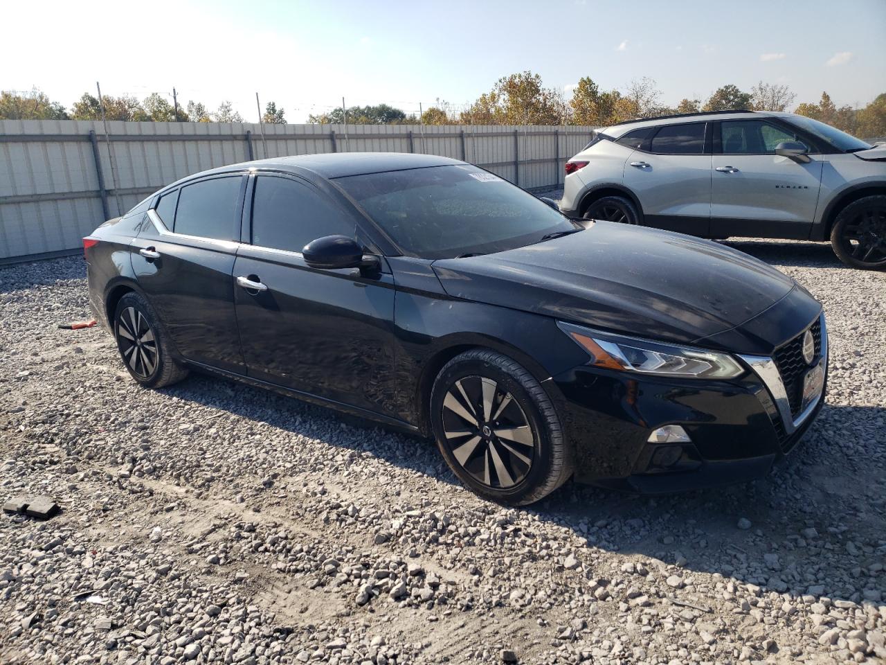 2020 Nissan Altima - Image 4
