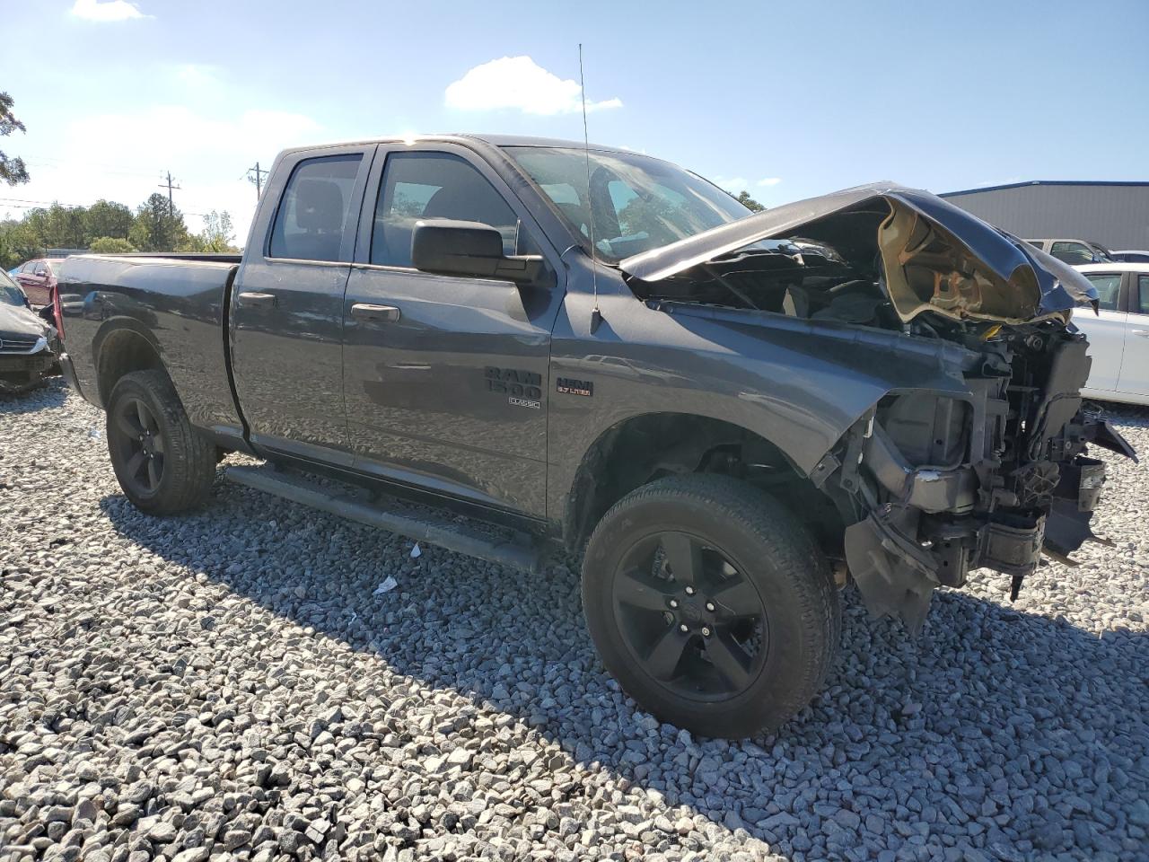 2019 RAM 1500 - Image 4