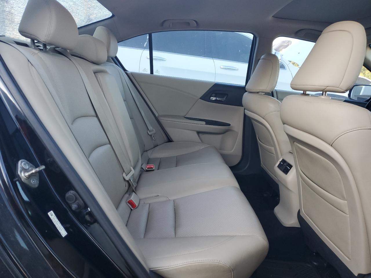 2014 Honda Accord - Image 10