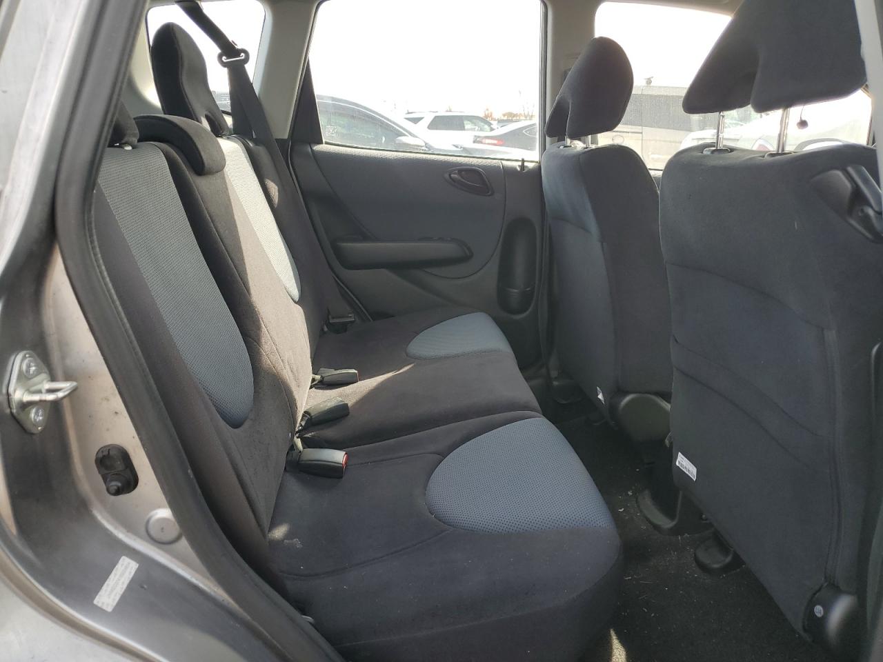 2008 Honda Fit - Image 10