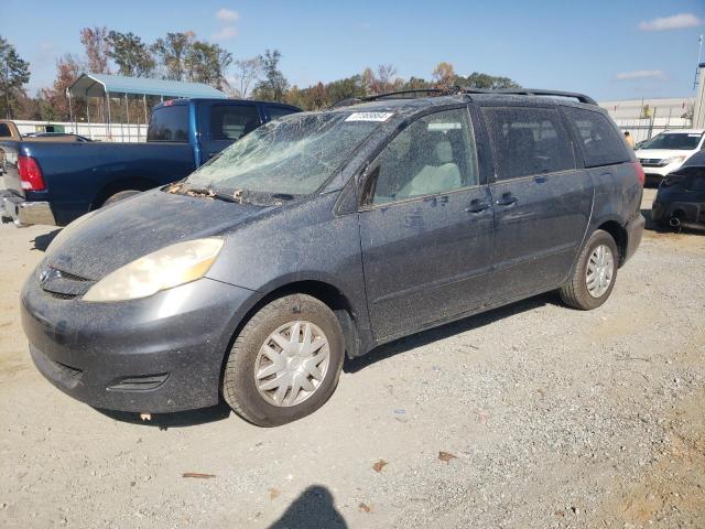 2010 Toyota Sienna Ce