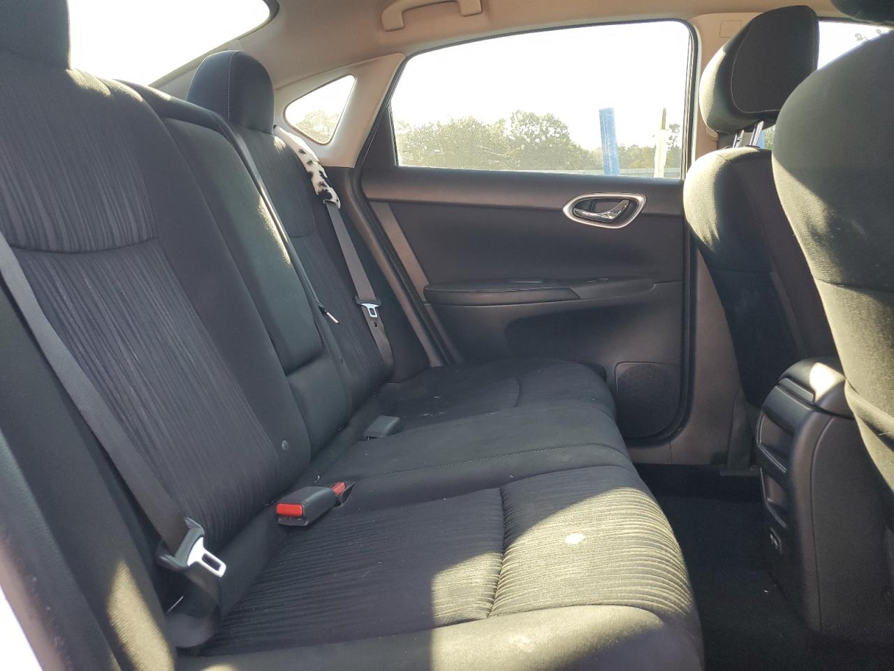 2019 Nissan Sentra - Image 10