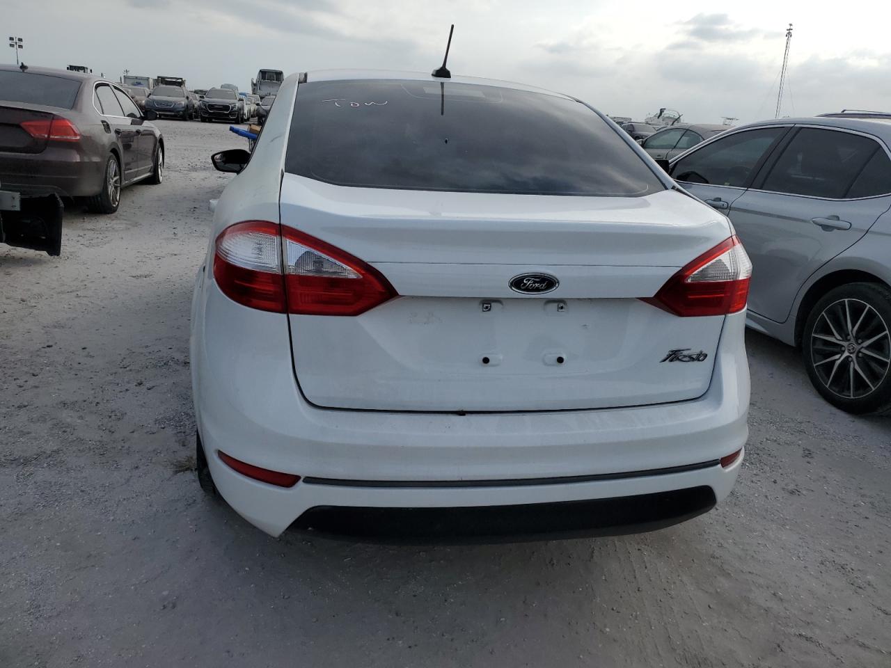 2016 Ford Fiesta S VIN: 3FADP4AJ5GM185655 Lot: 74991204